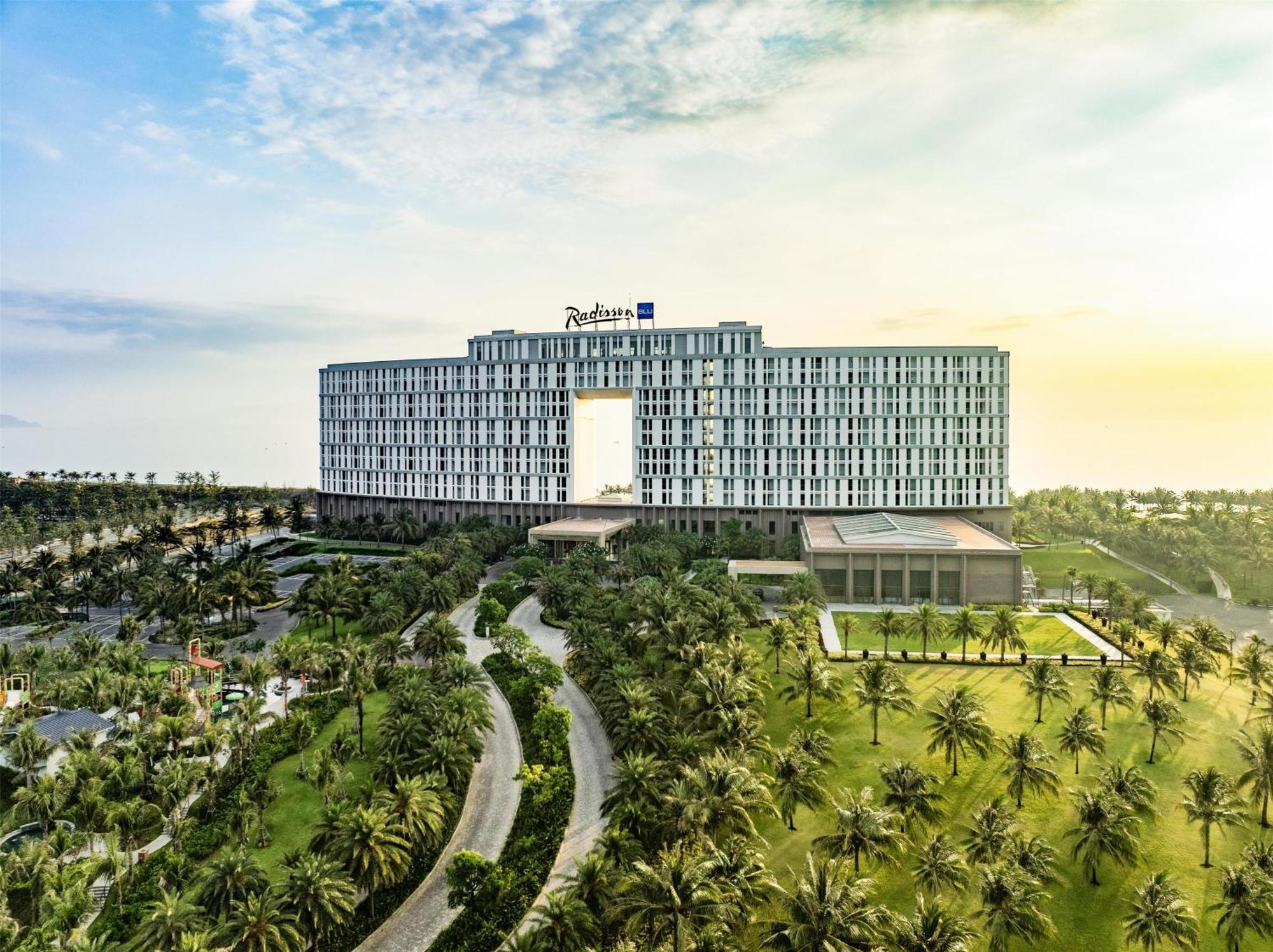 Radisson Blu Resort Cam Ranh Mieu Ong Exterior foto